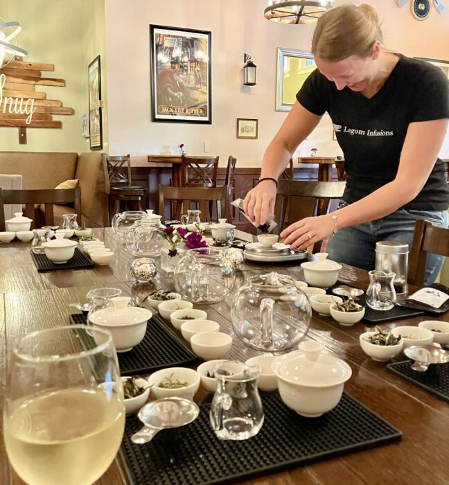 Gallery 1 - Learn the Art of Tea Blending